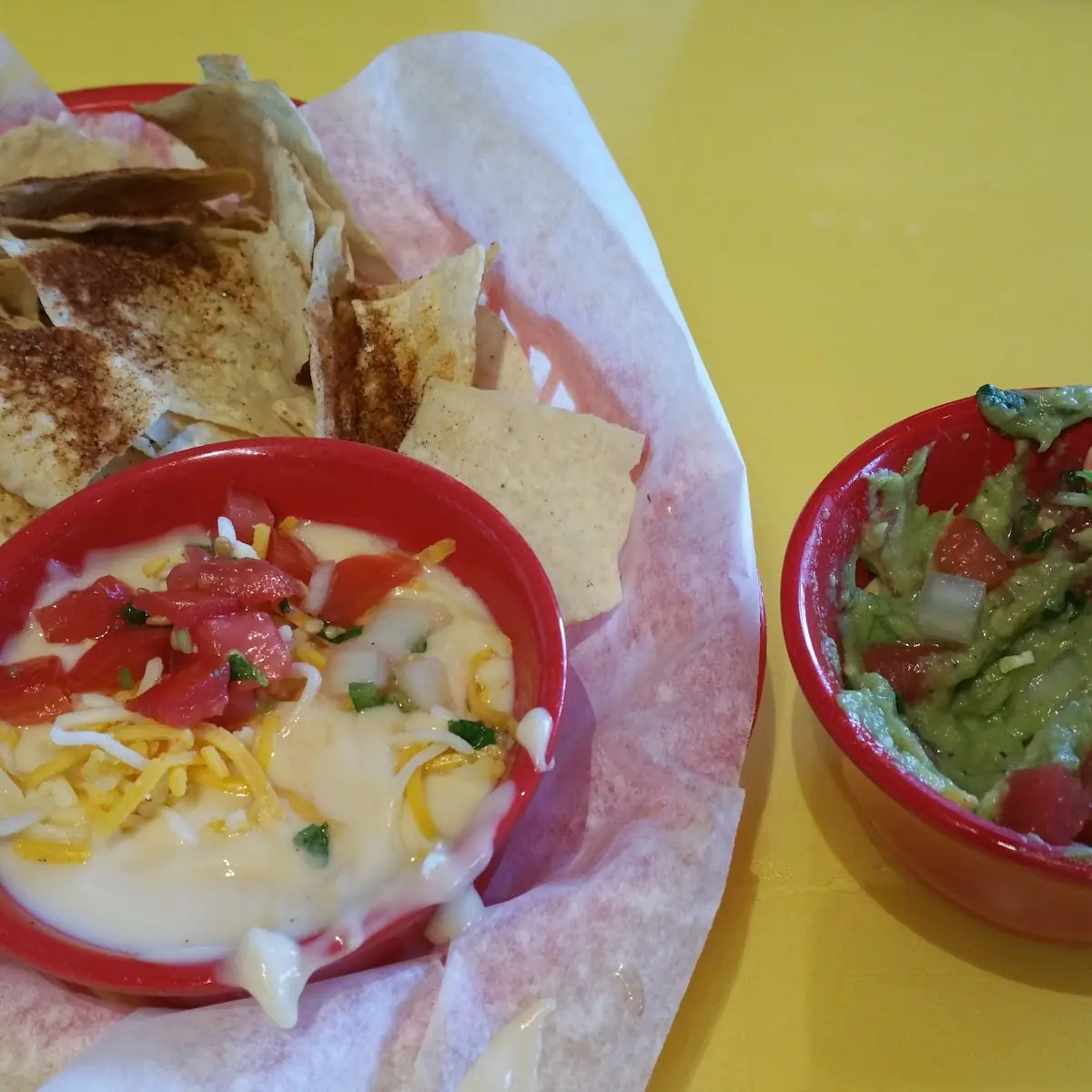 Chips & Queso