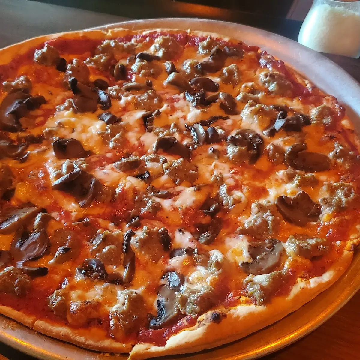 Thin Crust Pizza