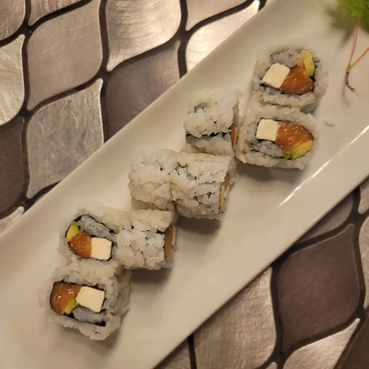 Spicy Salmon Roll