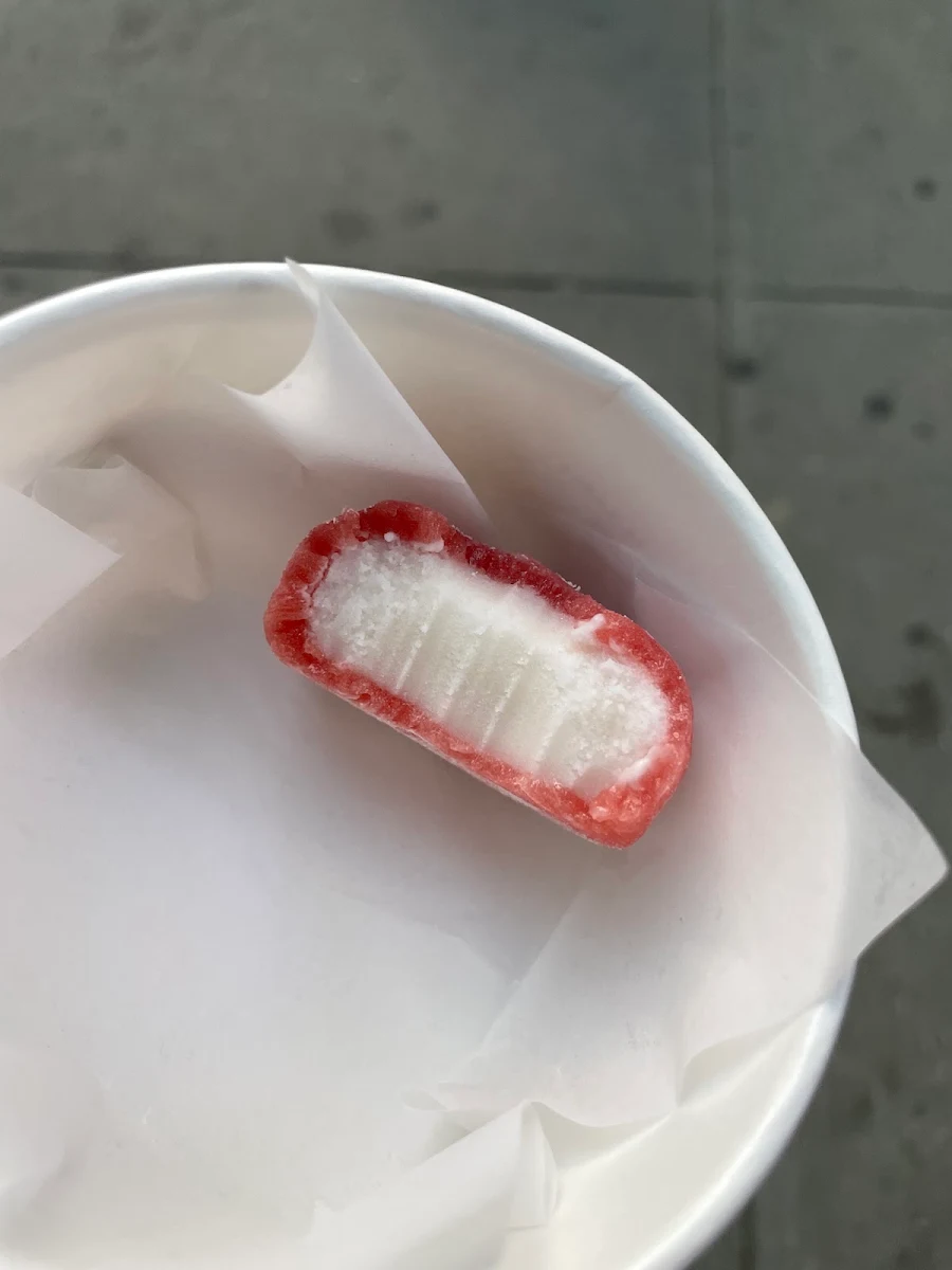 Strawberry Mochi 6pc