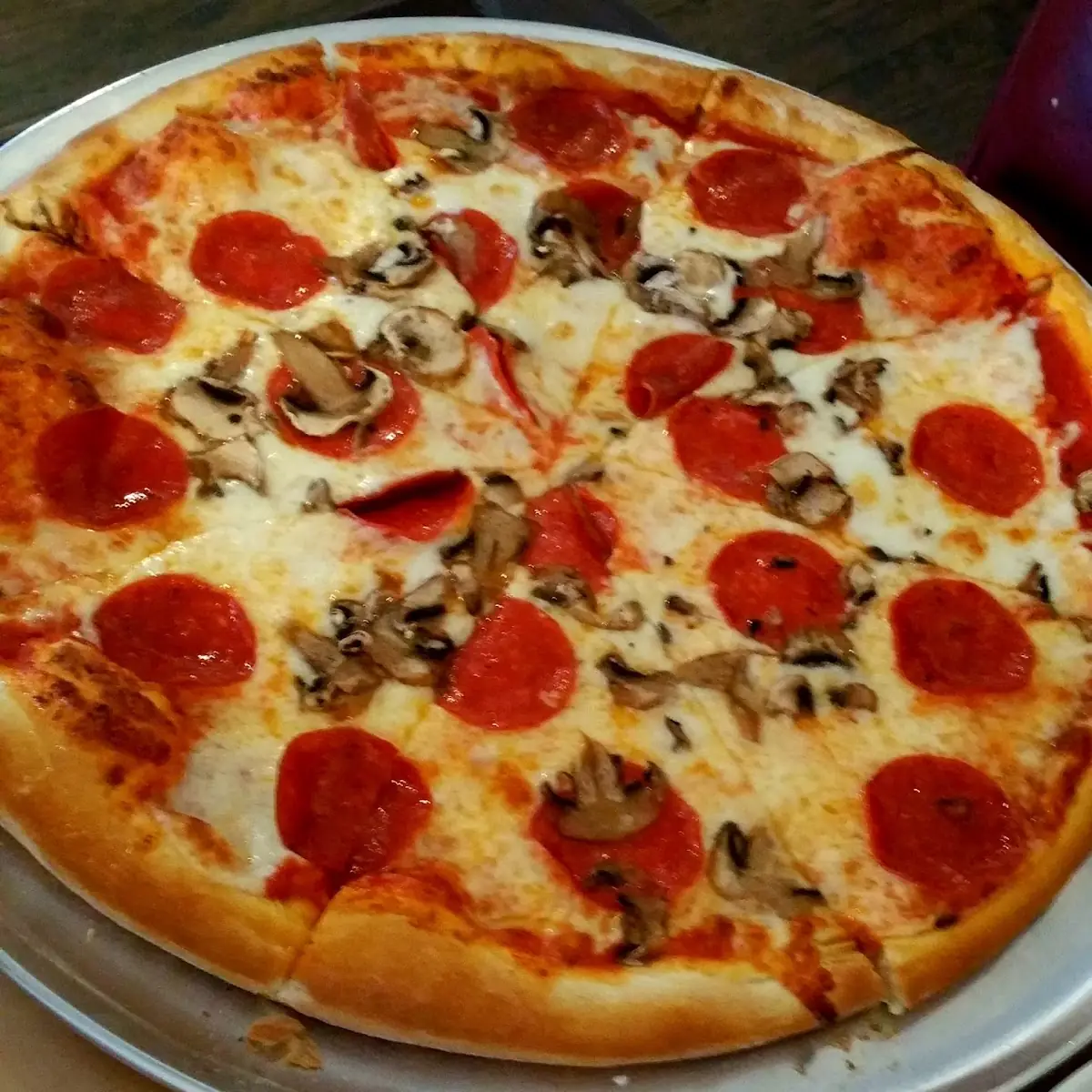 Pepperoni & Mushroom Pizza