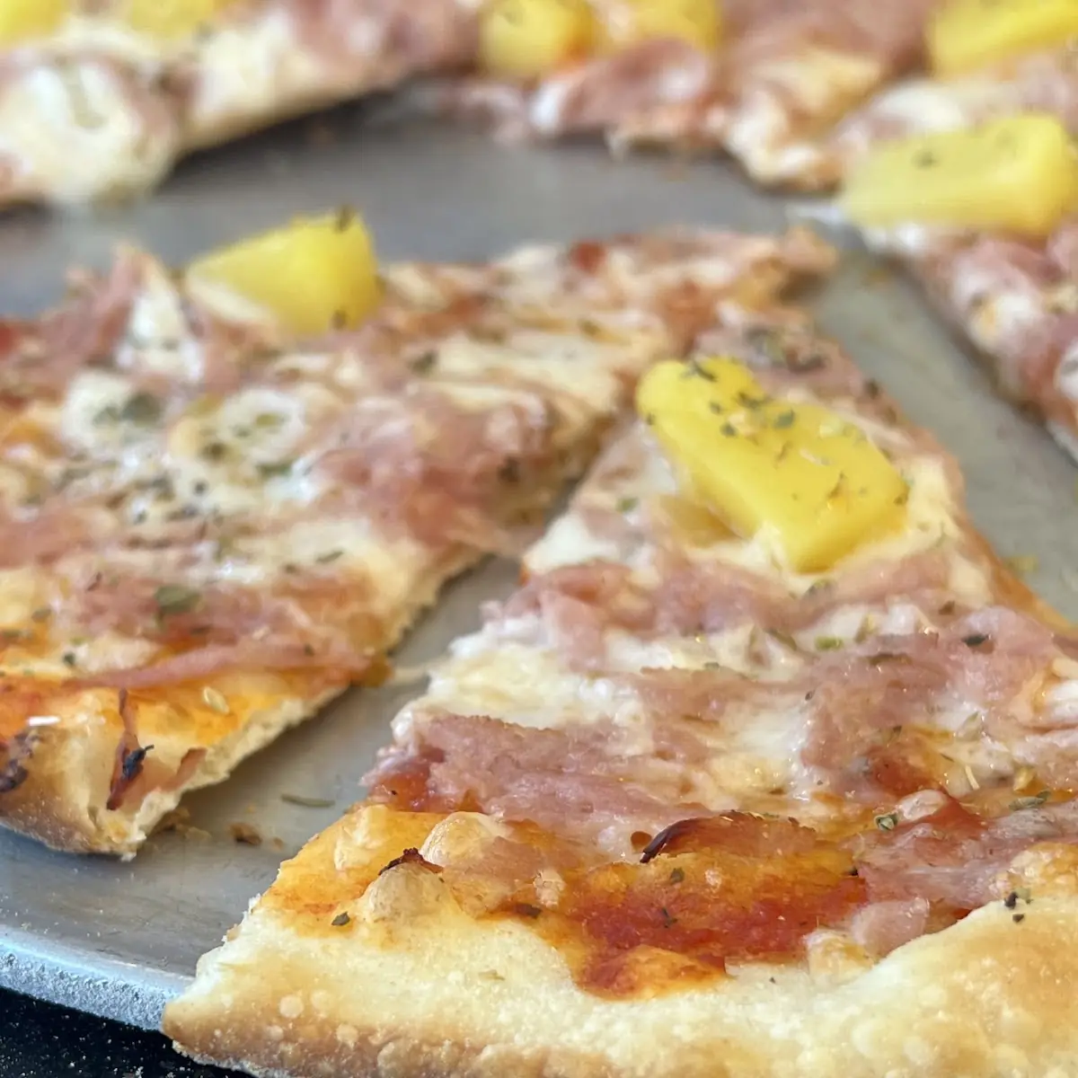 Hawaiian Pizza