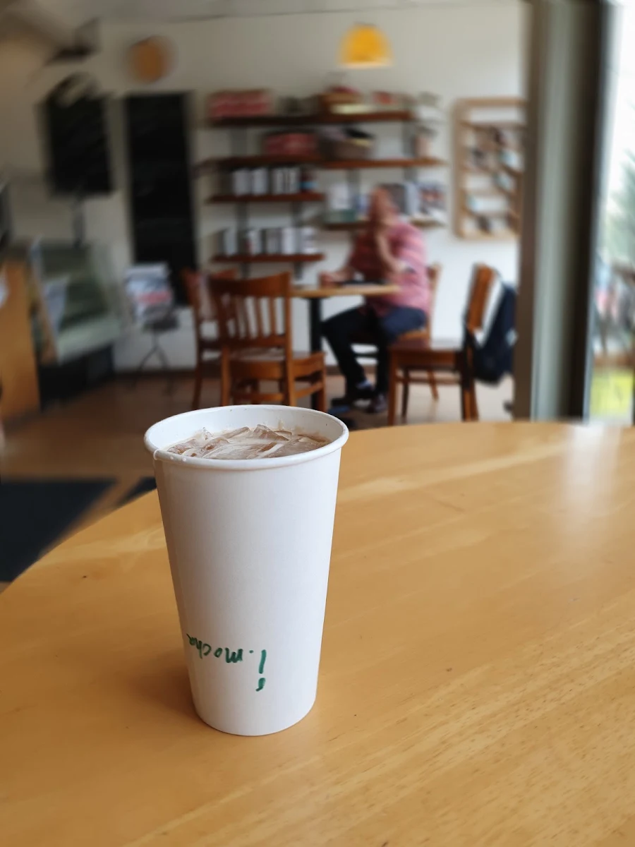 Large Iced Cafe Mocha