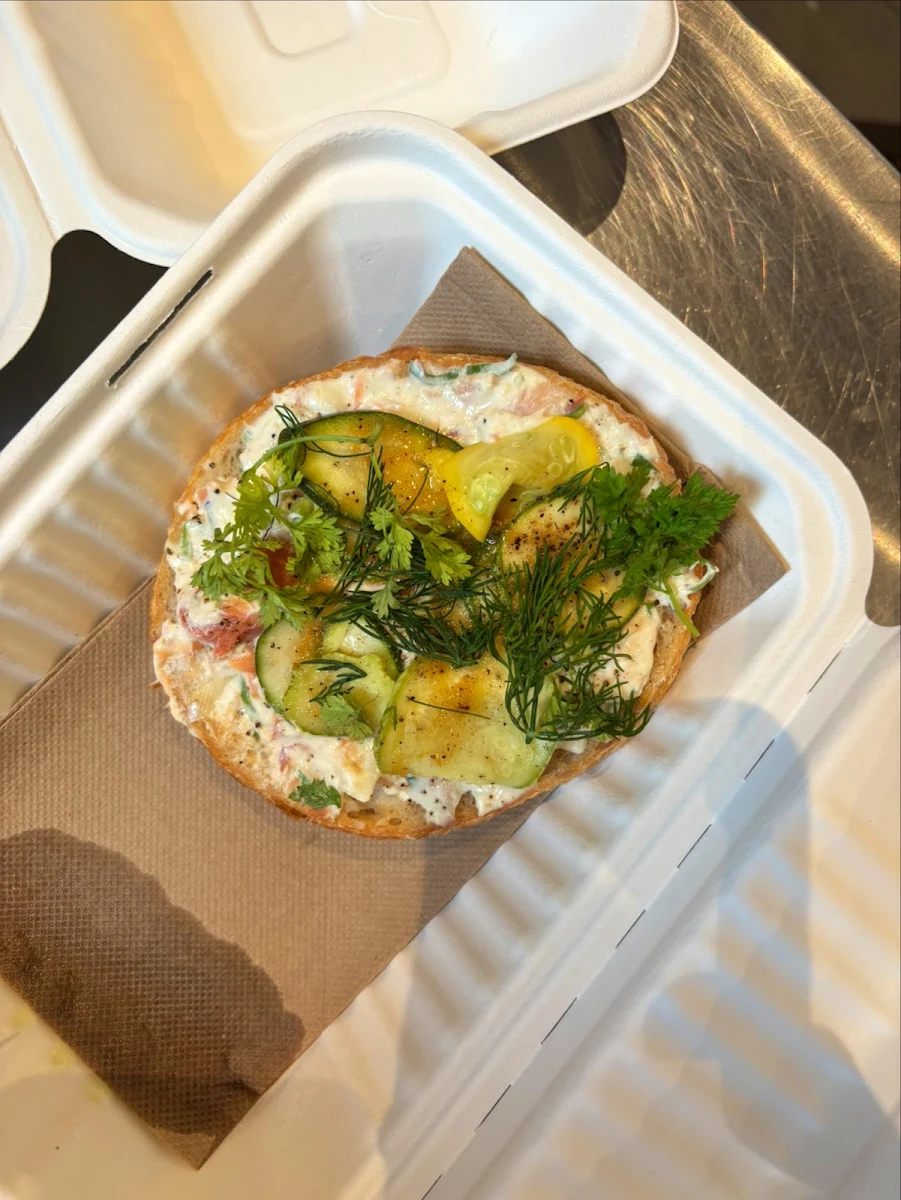 Highlights, Masses Bagels