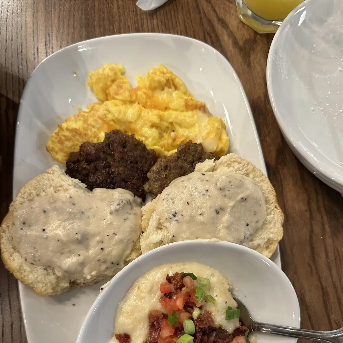 Biscuits & Gravy Platter