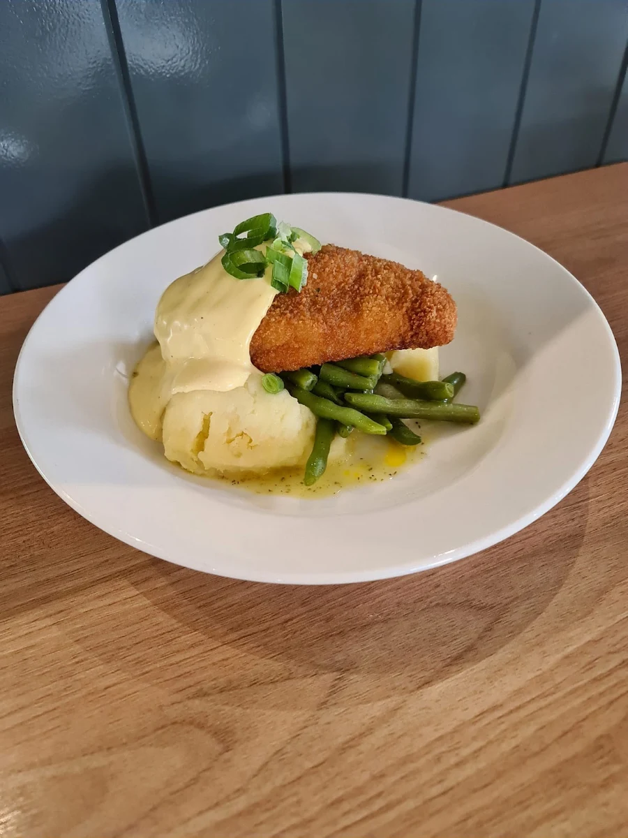 Chicken Supreme, Maroochy Bridge Hotel