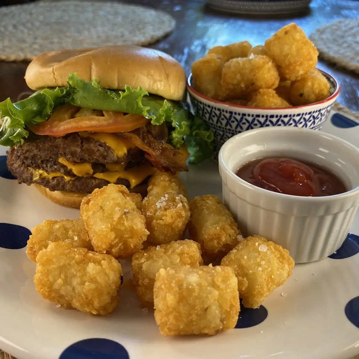Cheeseburger Deluxe
