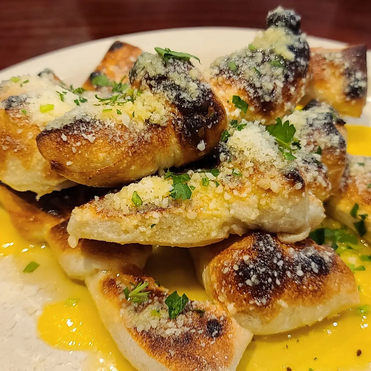 Italian Garlic Knots