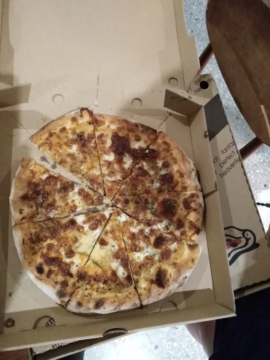 Garlic and Herb Pizza
