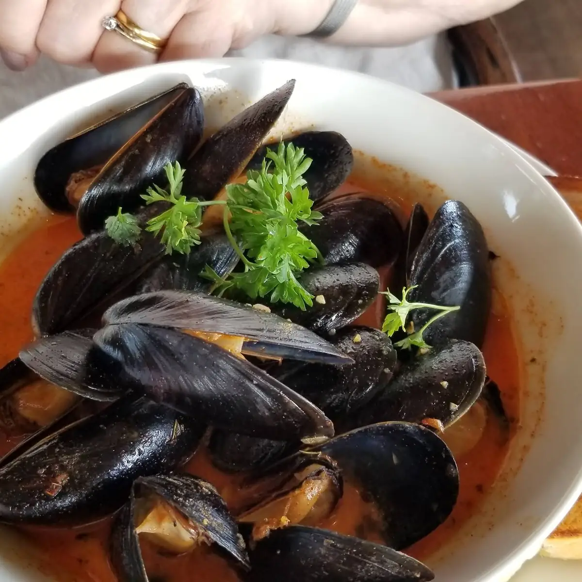Ale Steamed Black Mussels
