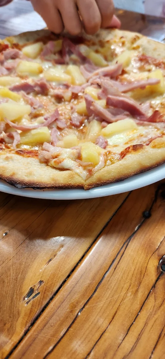 Ham Cheese and Pineapple Pizza GFM, The Goods Shed