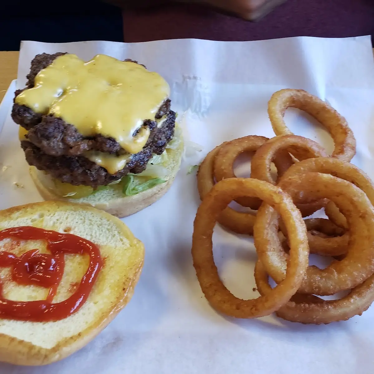 Burger with Onion Rings