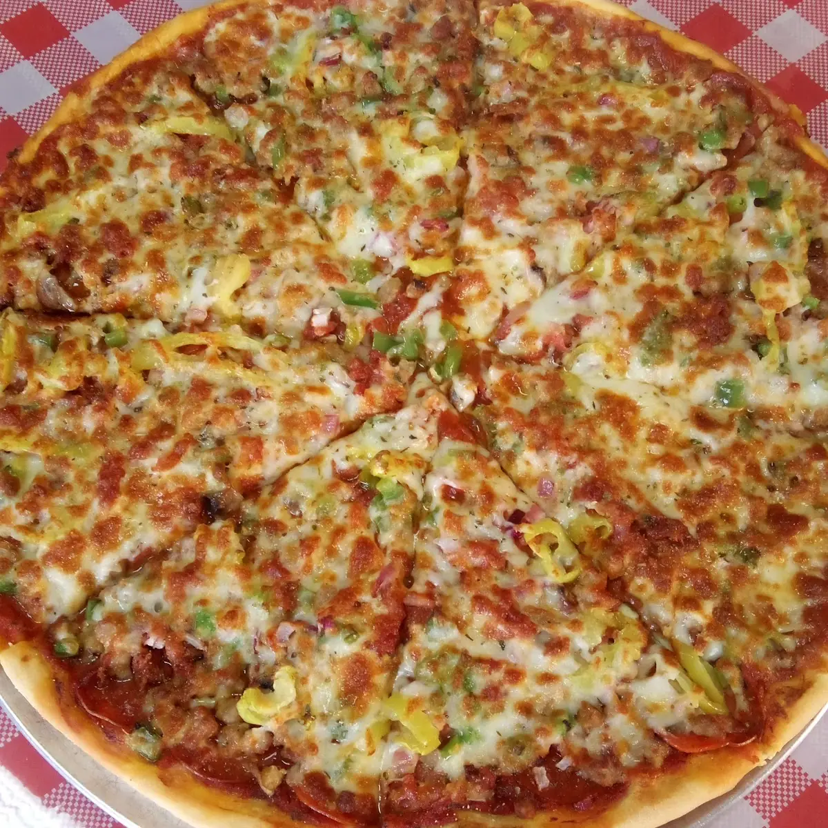 Supreme Pizza 16