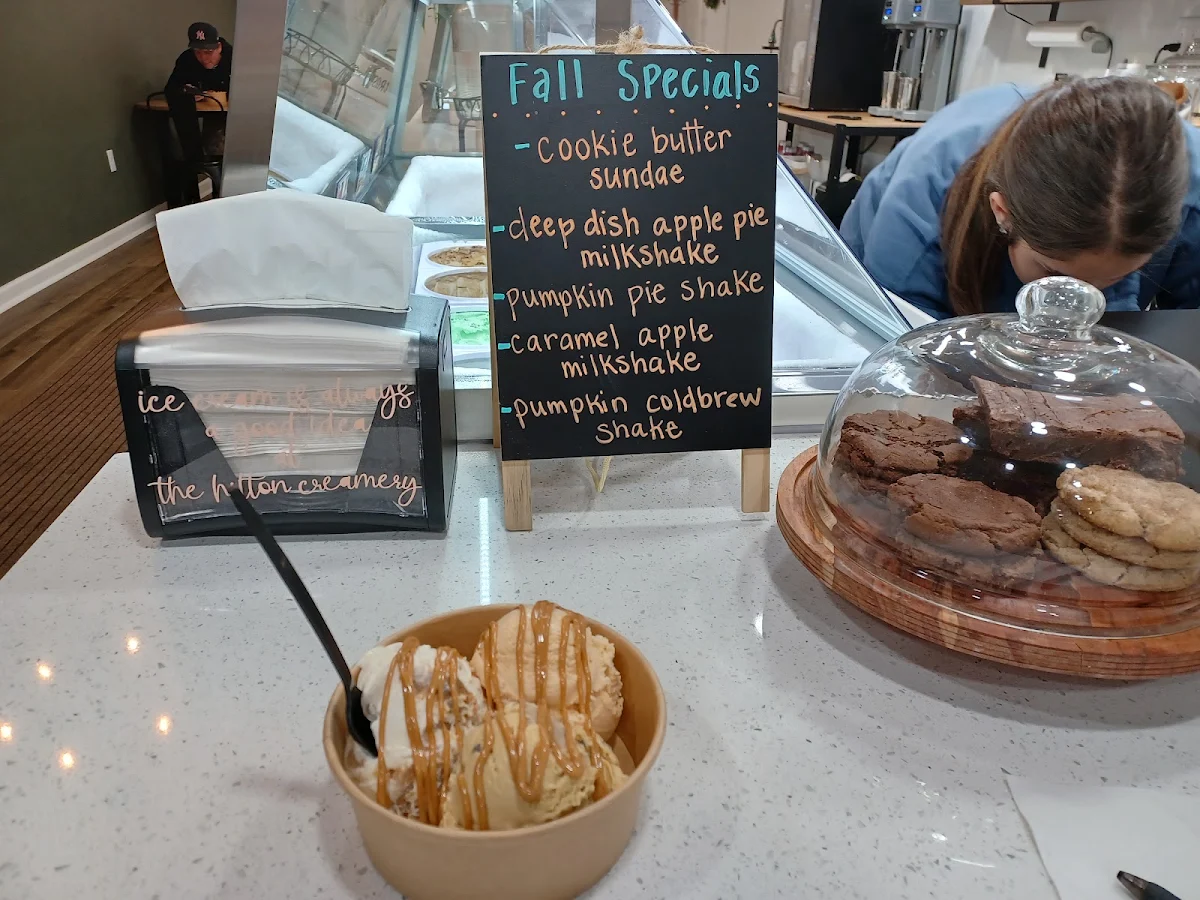 Fall Pumpkin Graham Cracker & Smores Icecream