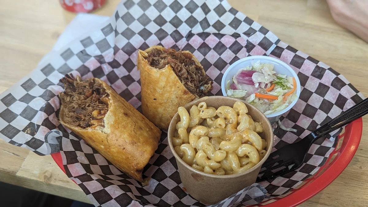 OMG Sandwich with Mac&Cheese