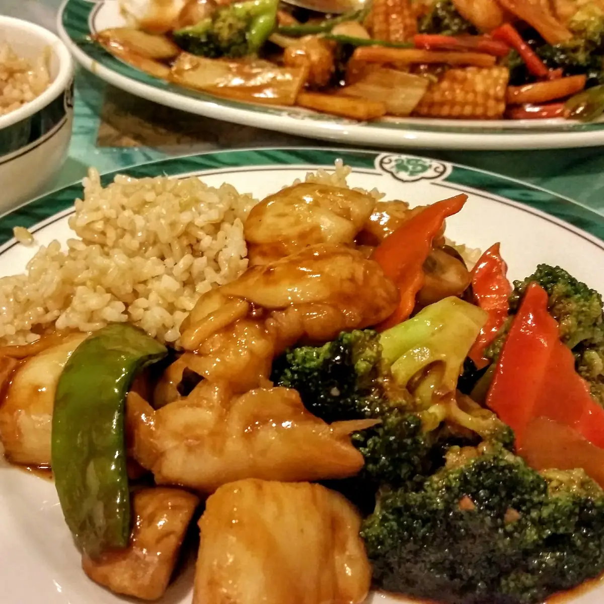 Scallops with Mixed Vegetables and Brown Rice