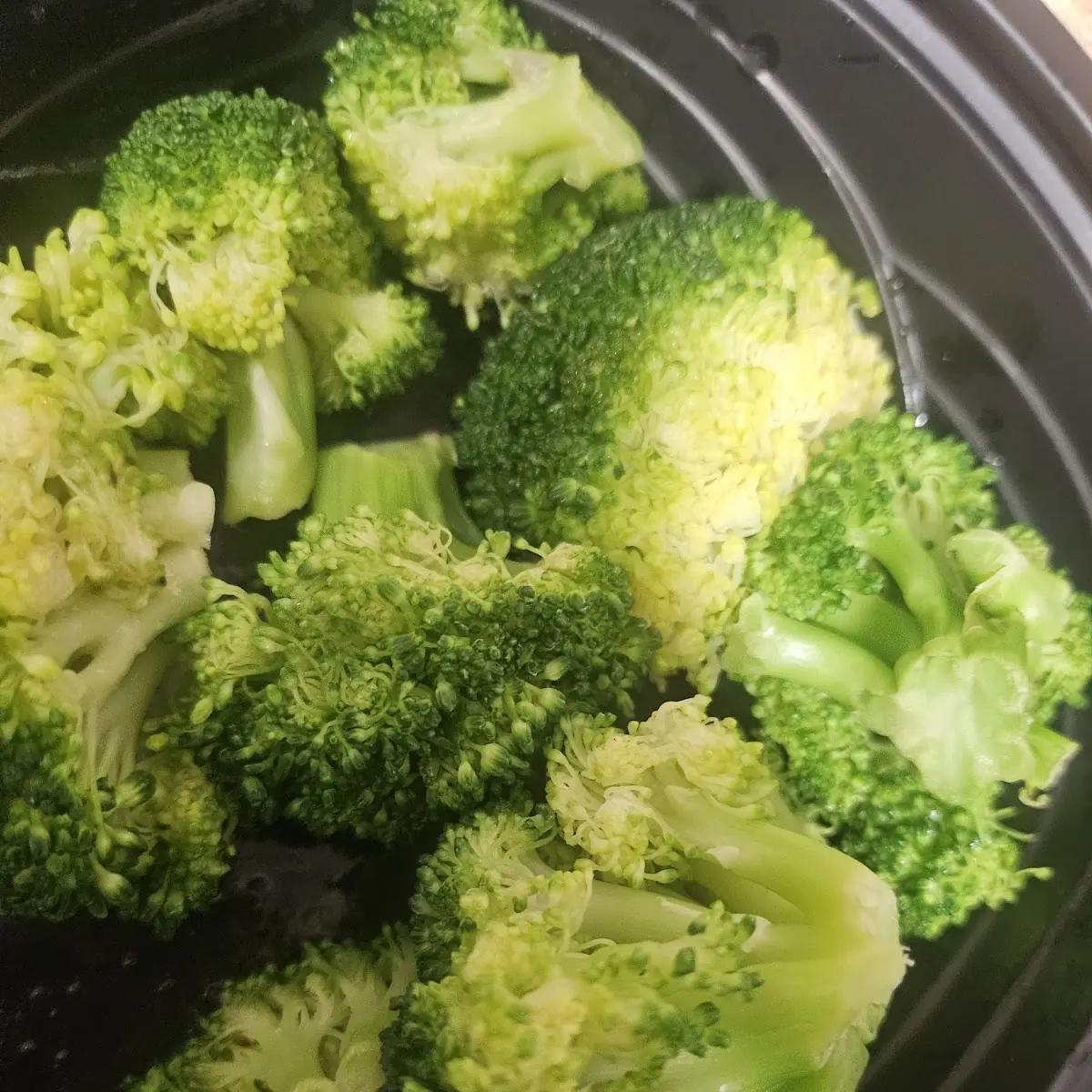 Fresh Steamed Broccoli
