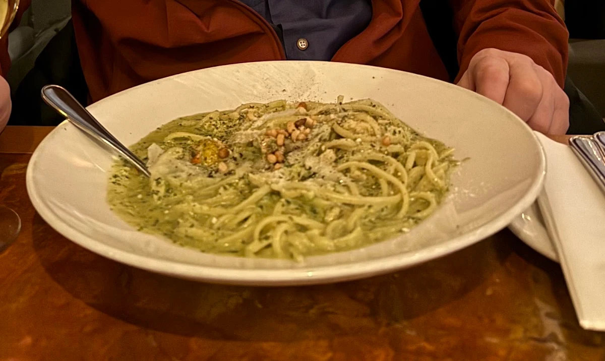 Linguini Pollo Pesto, IL FORNELLO on Danforth