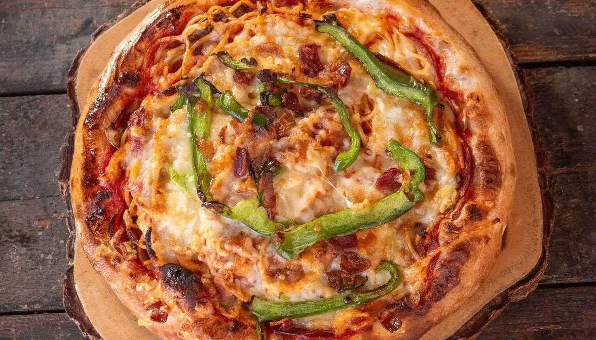 Highlights, Rotisseries Highway Pizza
