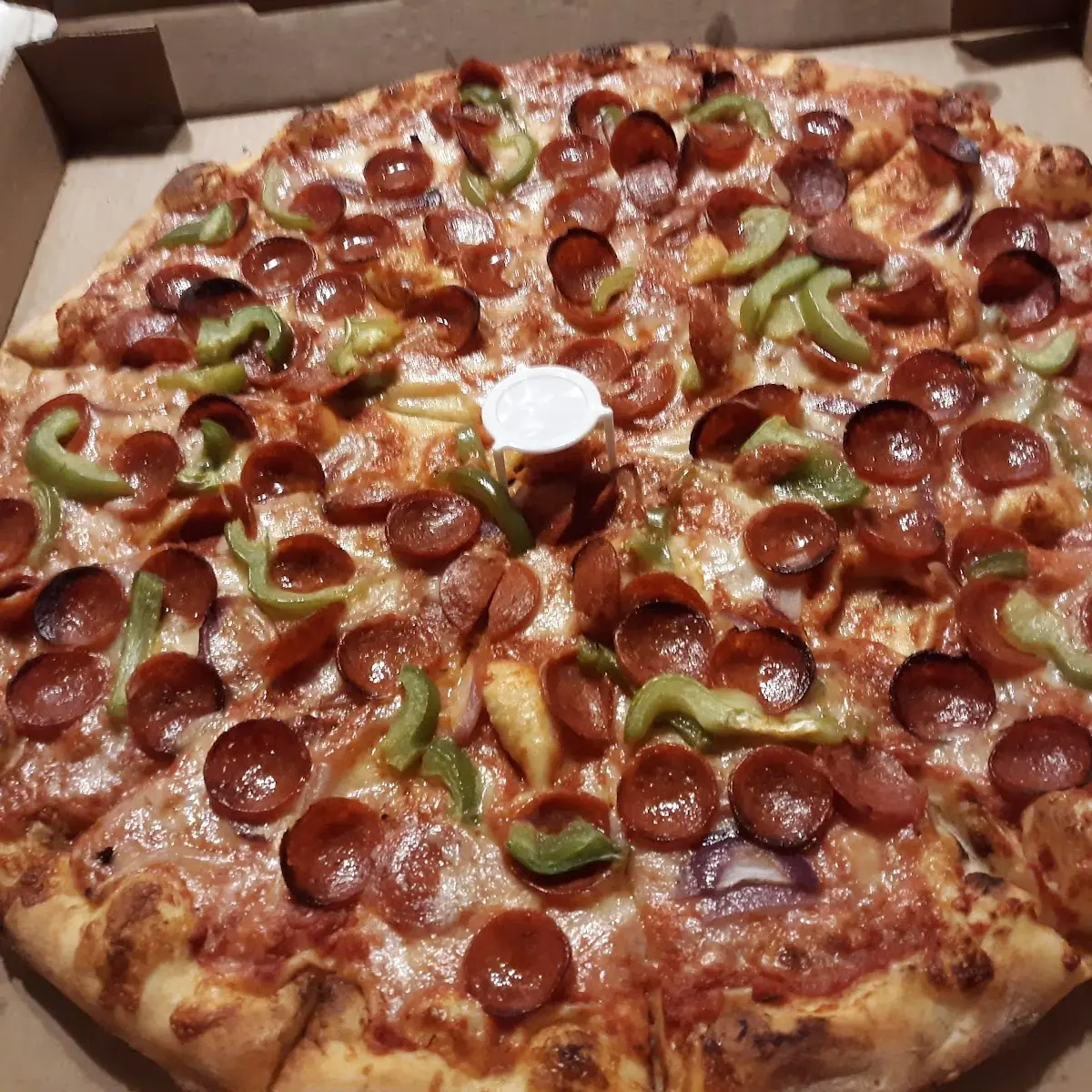 Pizza Tree Pepperoni w Peppers & Onions