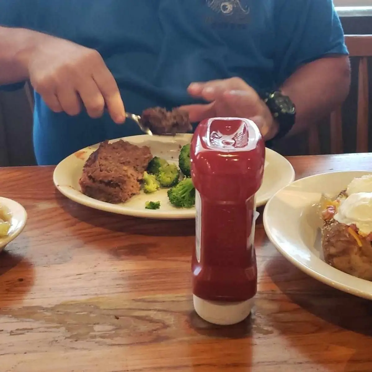 Smokehouse Grilled Chicken & Mashed Potatoes