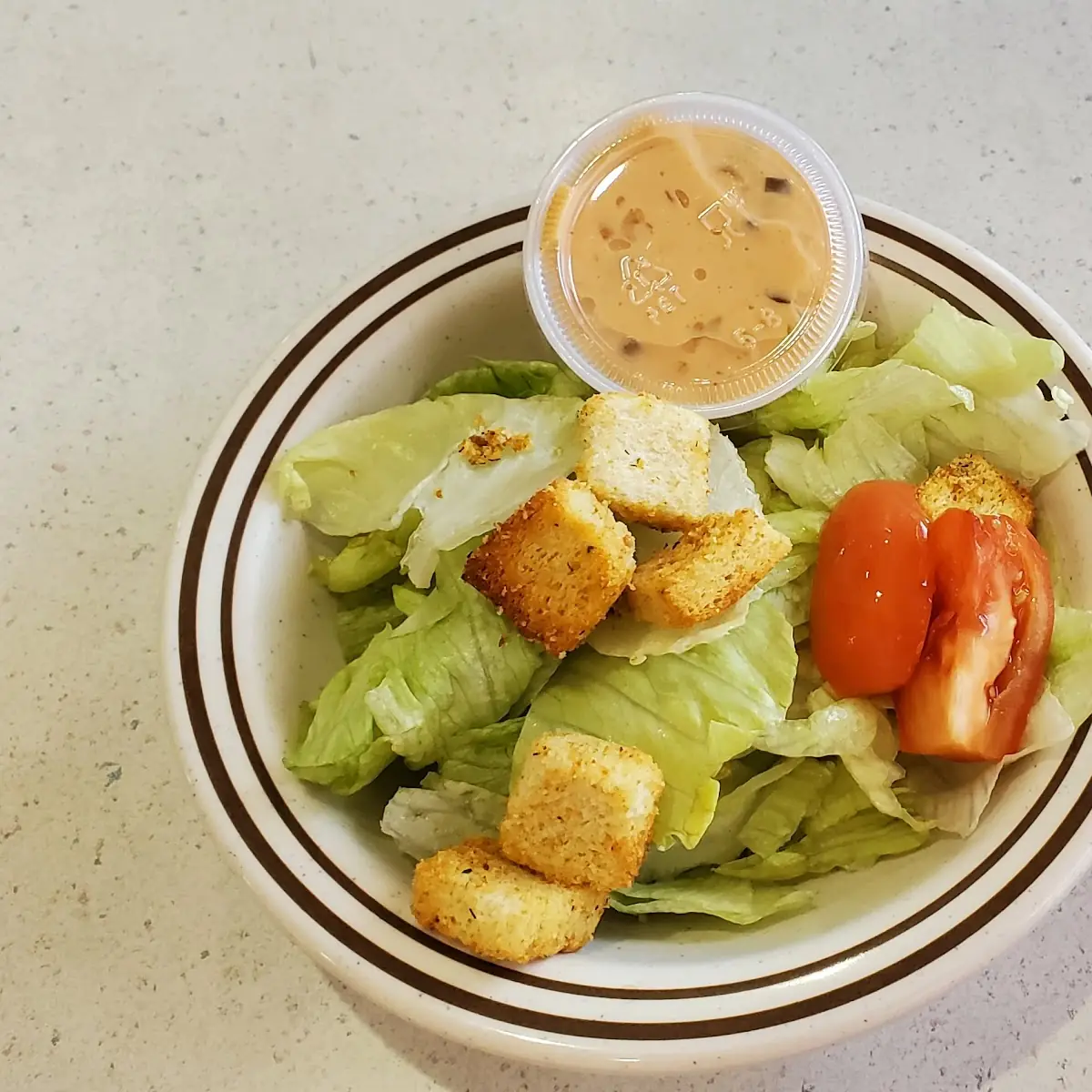 Garden Salad with Thousand Island
