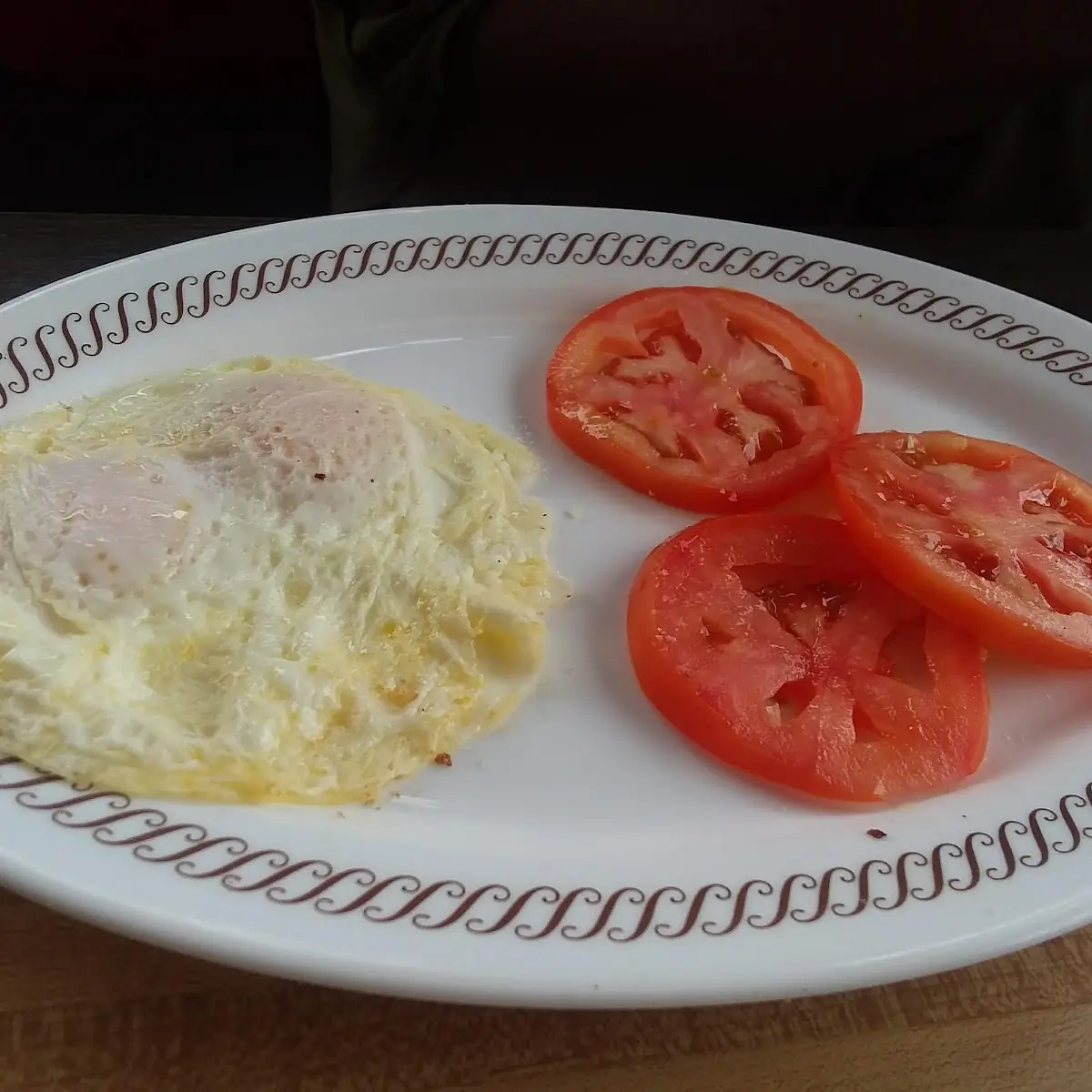 Eggs and Tomato Slices