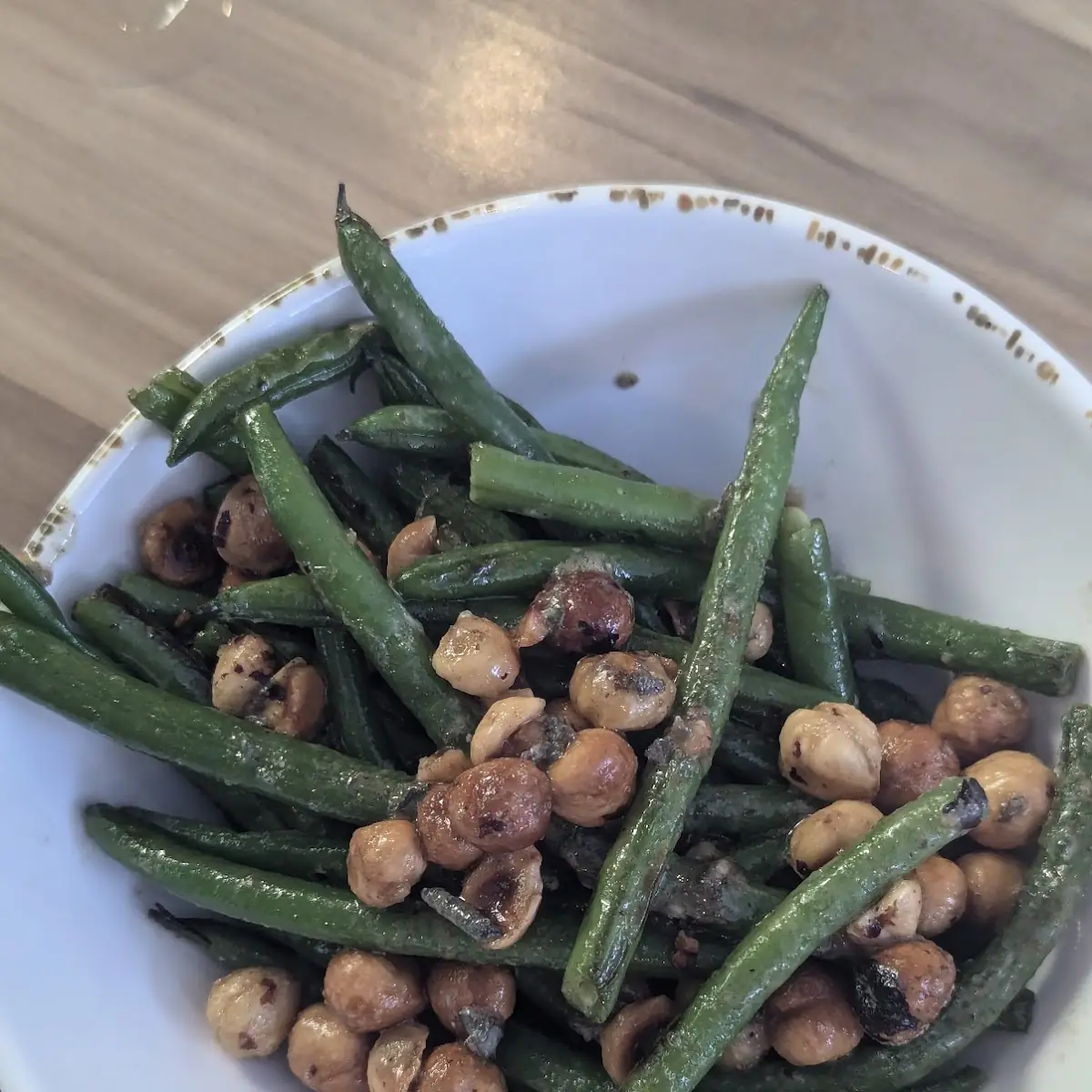 Azafran Green Beans