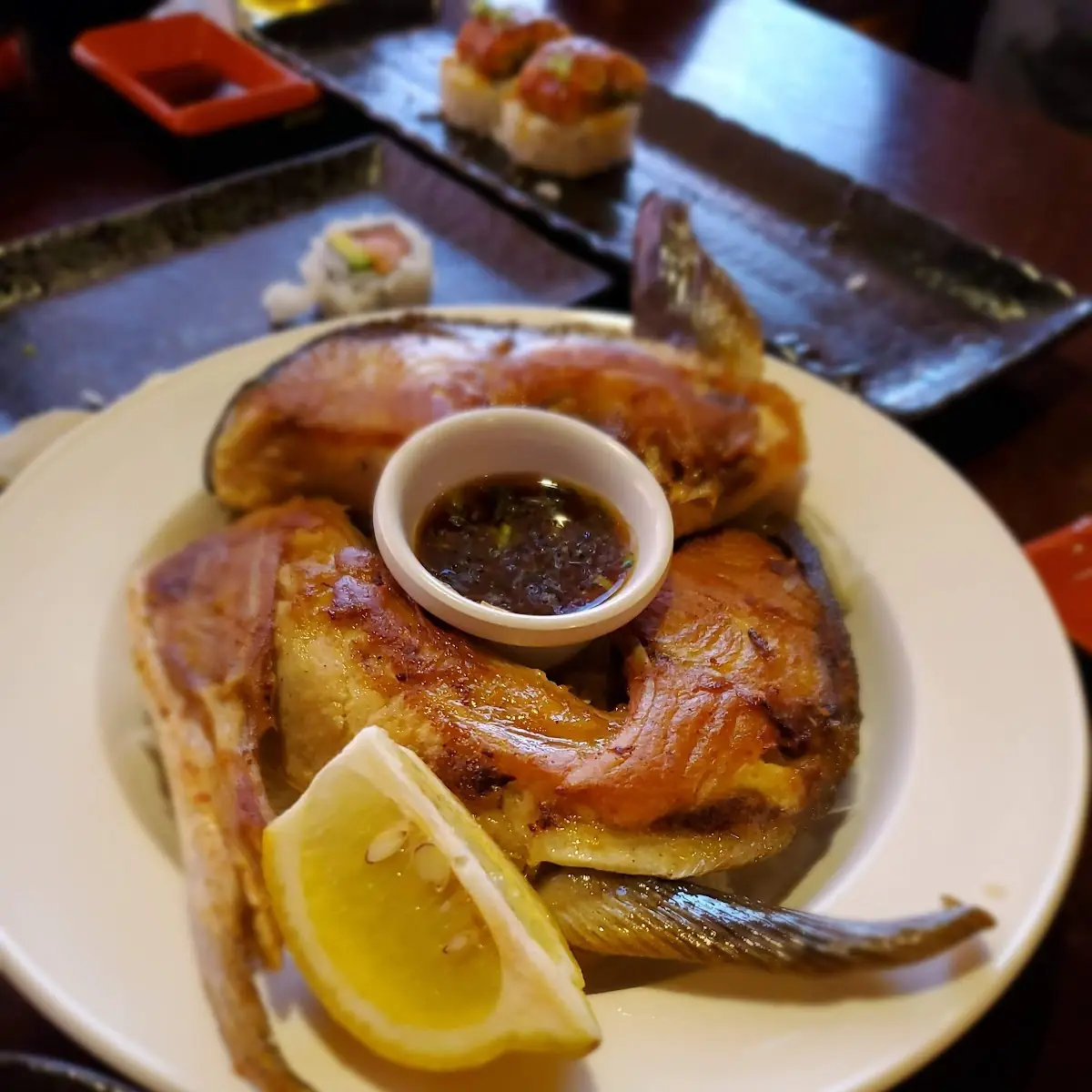 Yellow Tail Collarbone
