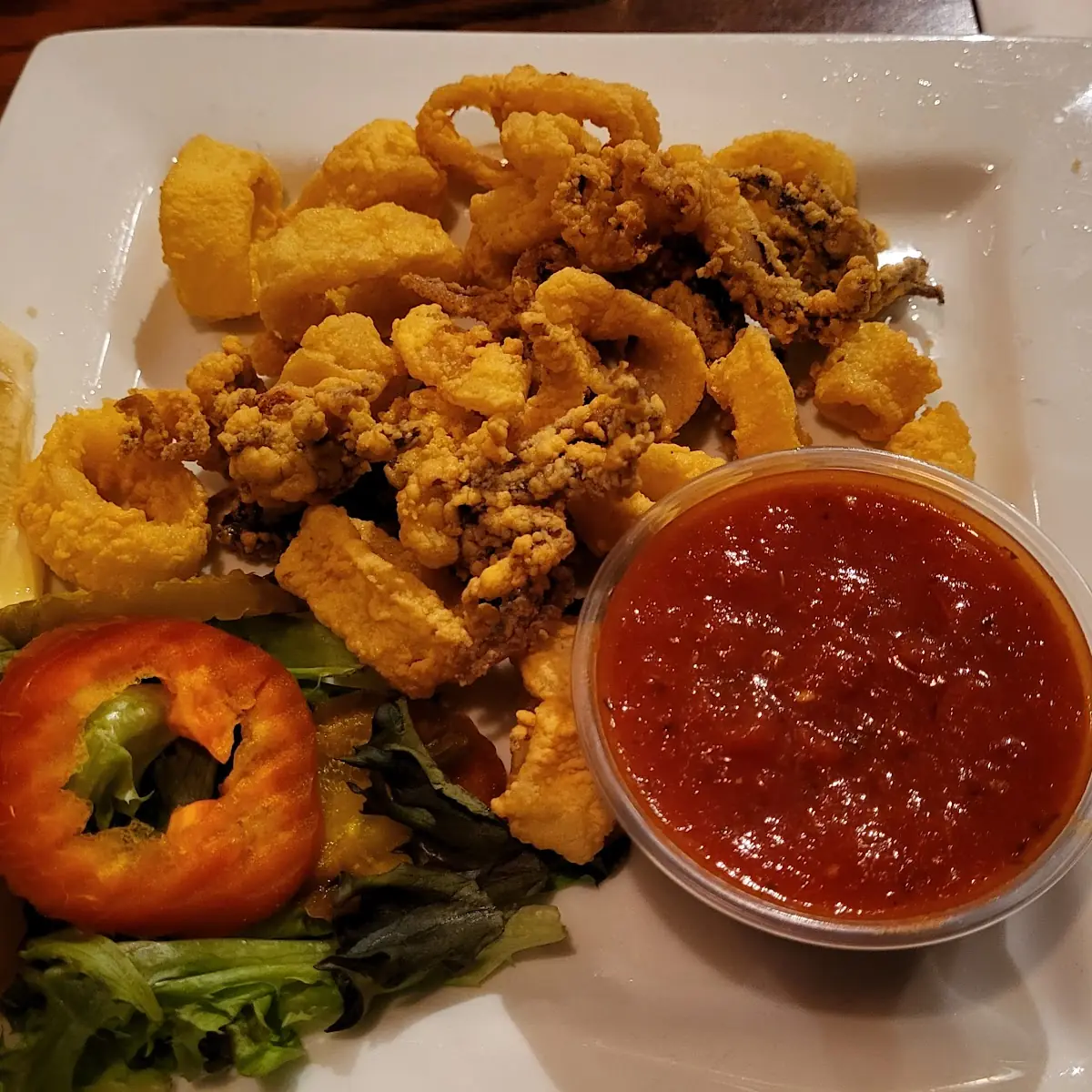 Fried Calamari with Dipping Sauce