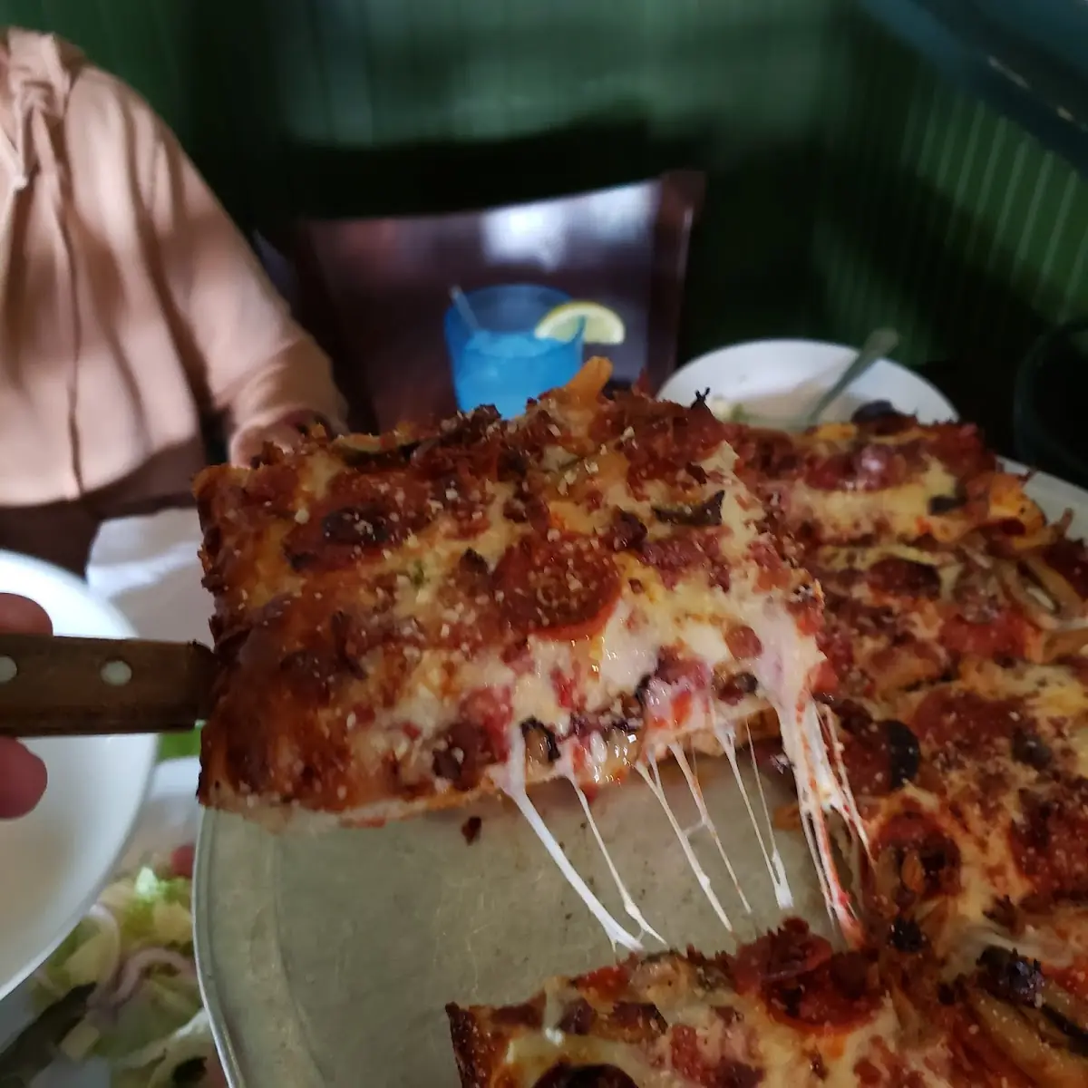 Deep Dish Square with Pepperoni Mushroom and Bacon
