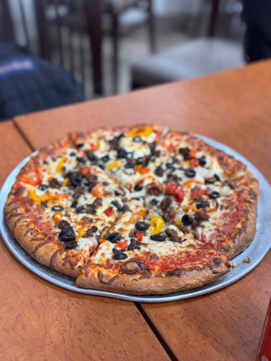 Highlights, Pizza Saint Laurent (Halal)