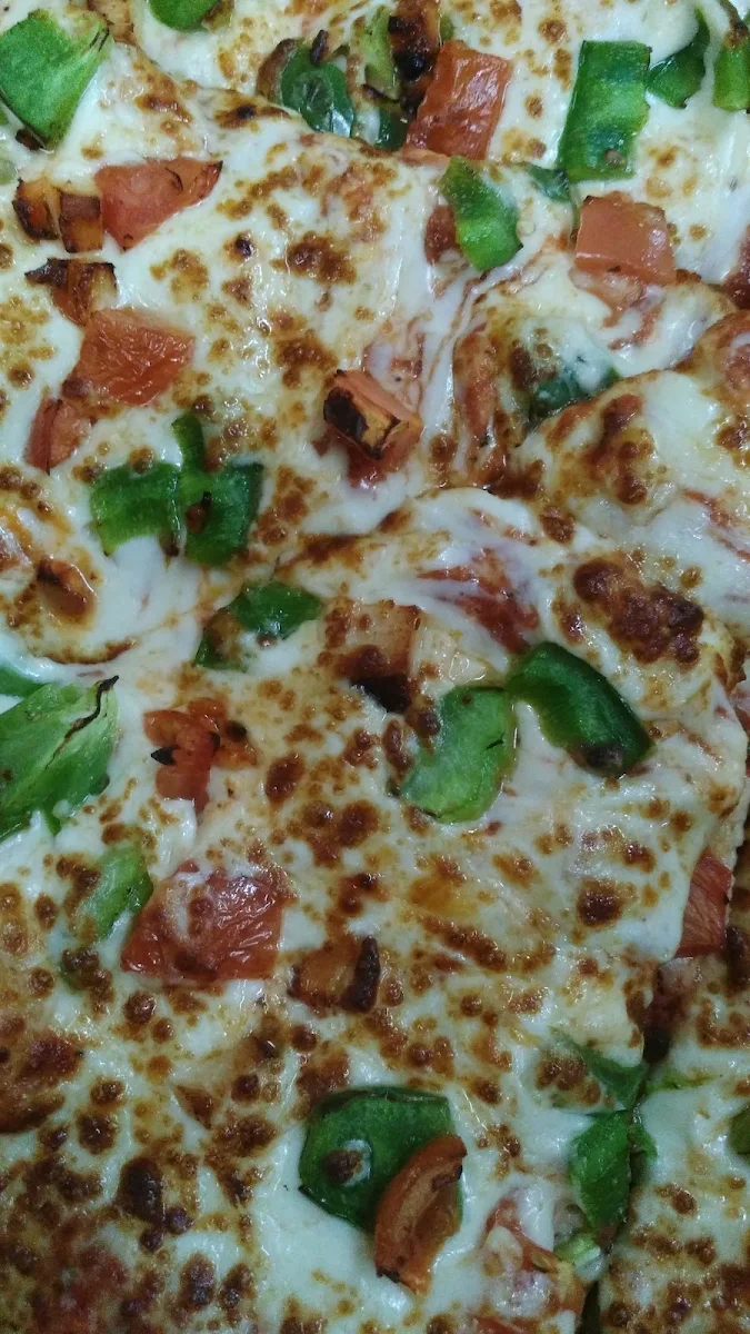 Pizza Toute Garnies, Pizza Saint Laurent (Halal)