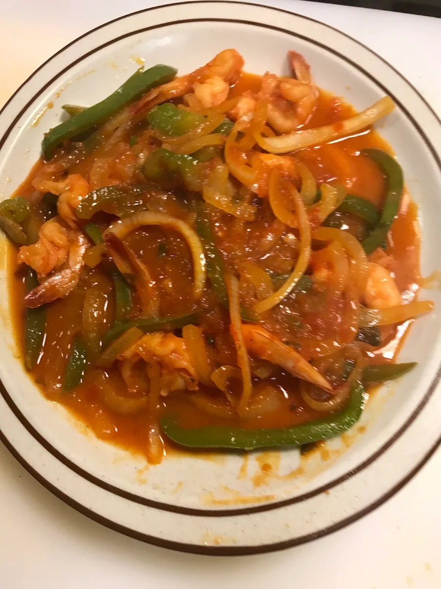 Pollo Encebollado