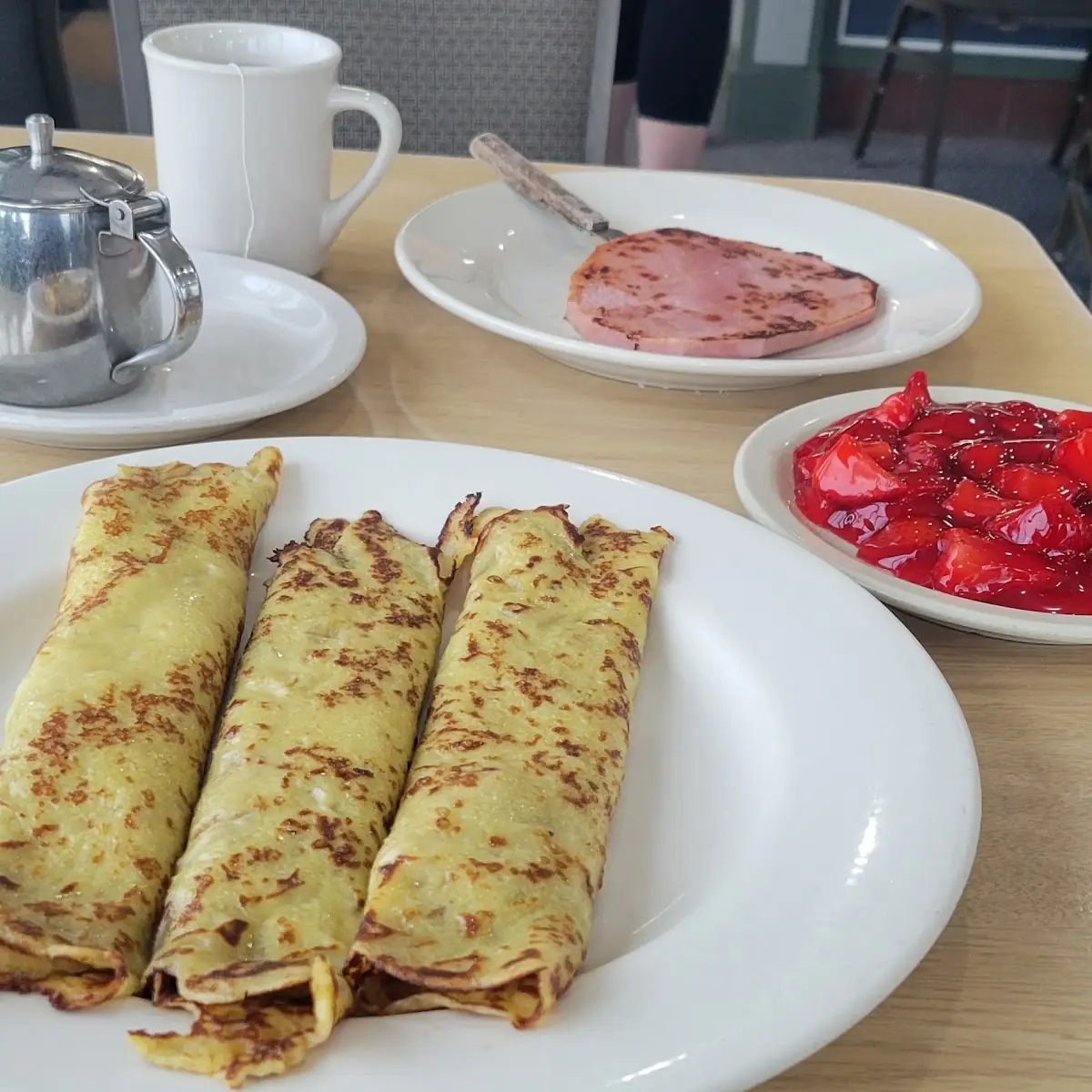 3 Crepe Plate Side Ham and Strawberry Compote