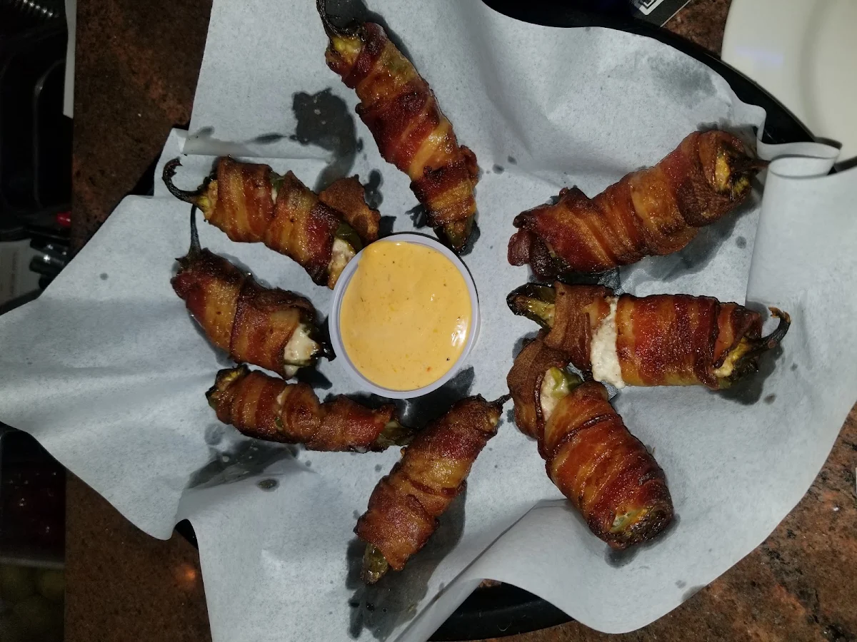 Bacon Wrapped Jalapeño Poppers