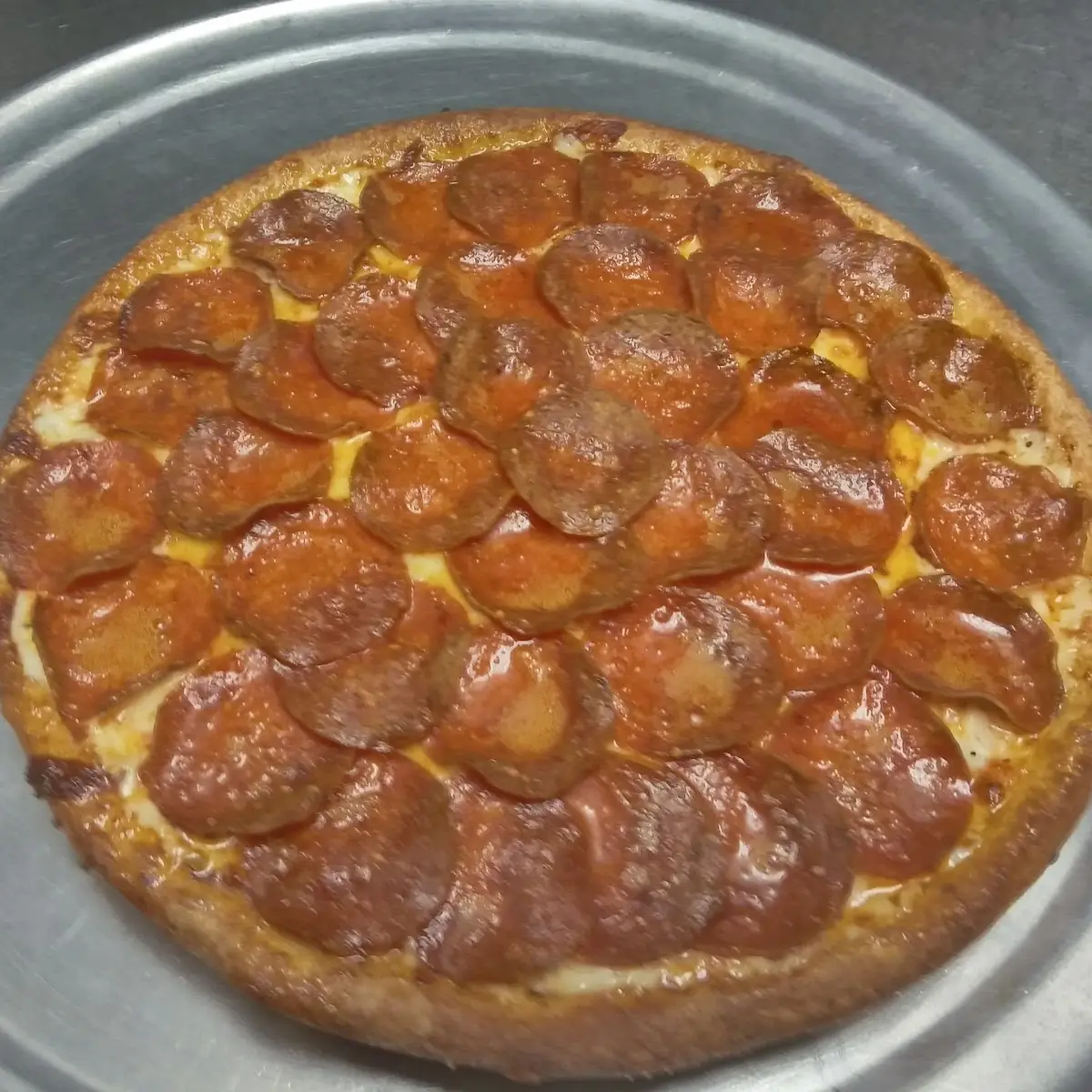 Regular Pepperoni Pizza