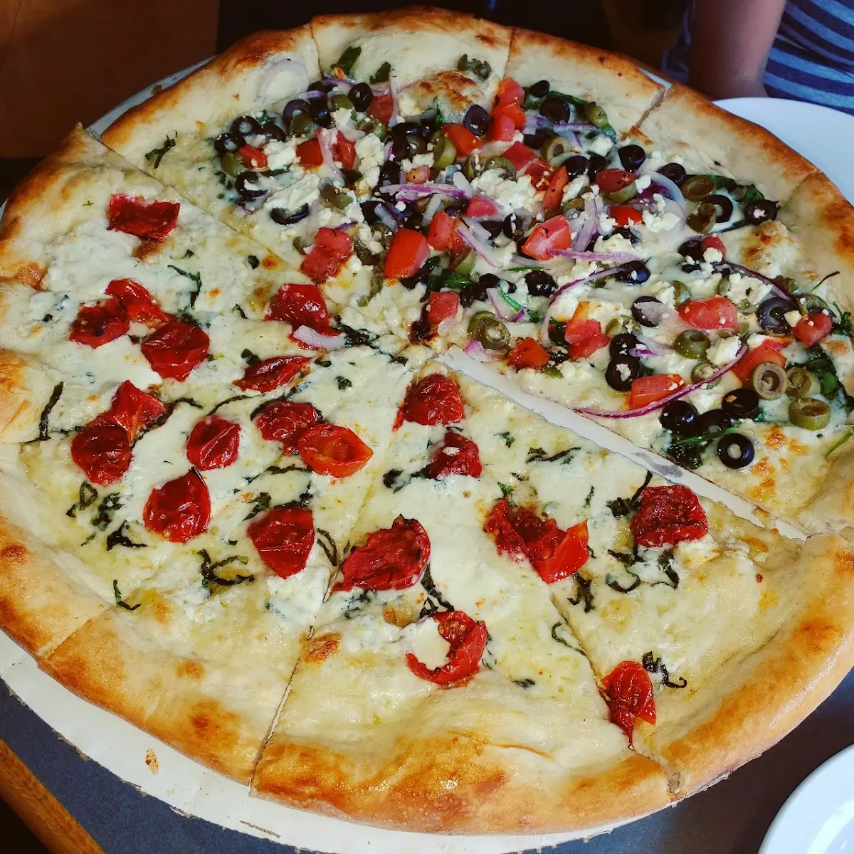 17 1 2 Caprice 1 2 Veggie Pizza