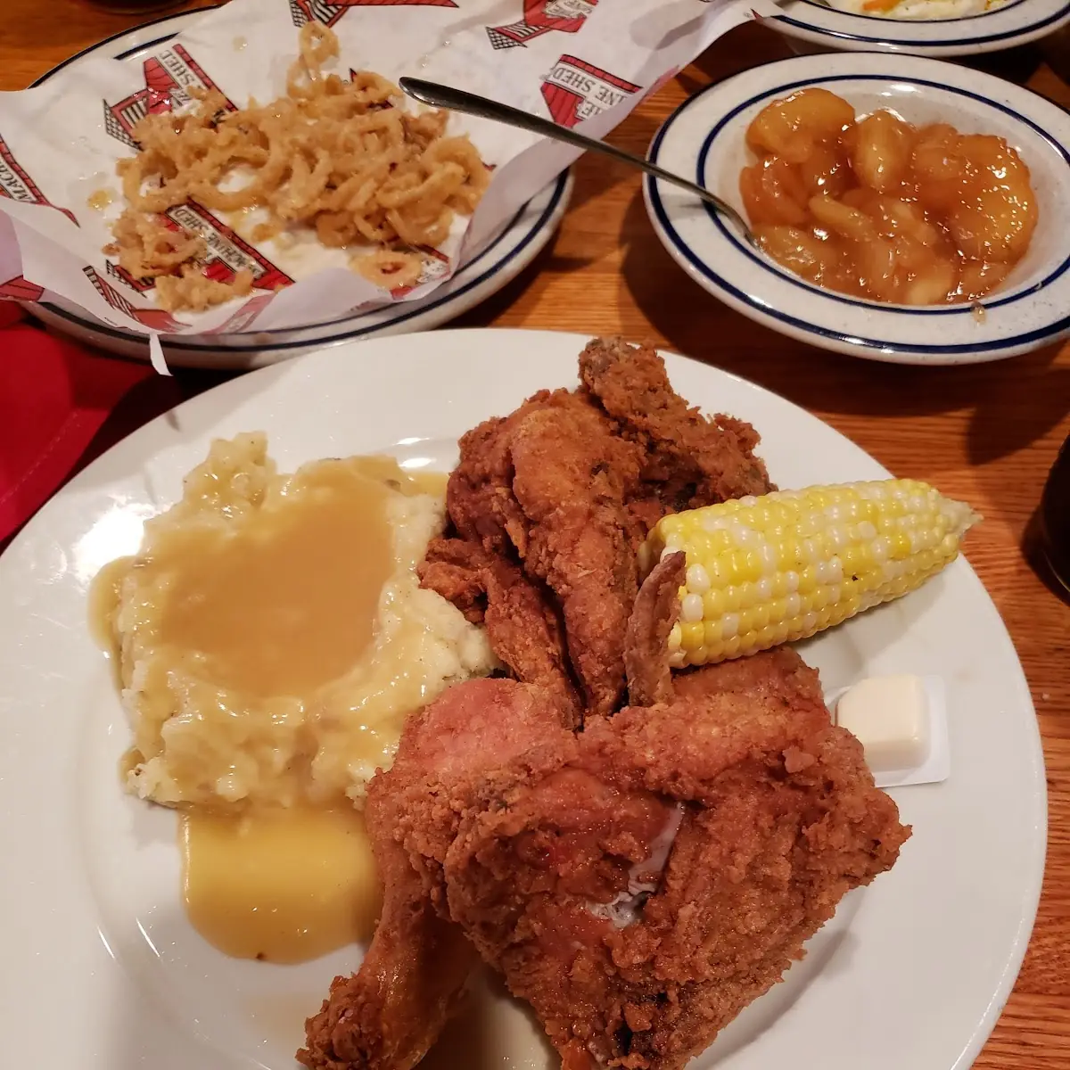 Fried Chicken Mashed Potatoes and Chicken Gravy