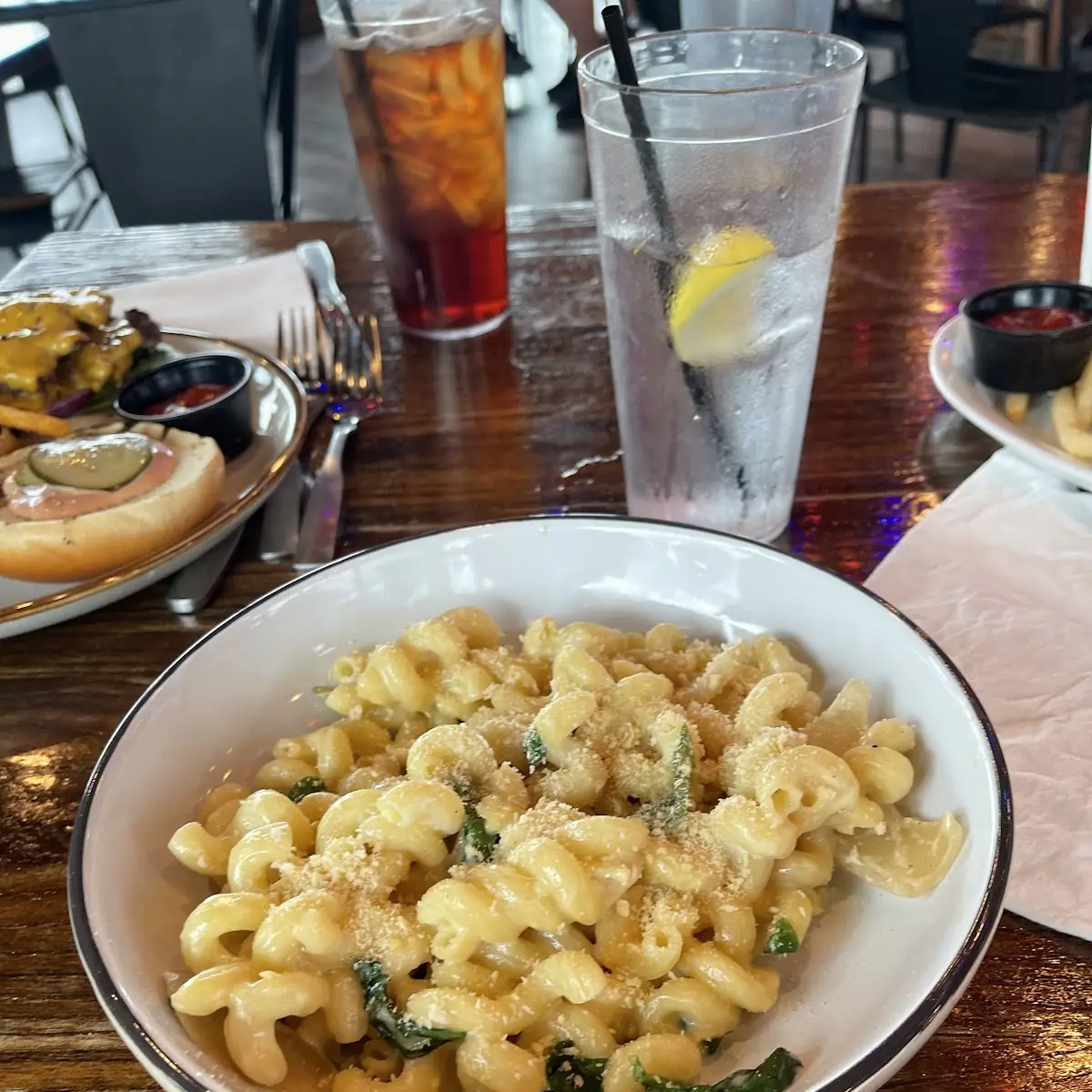 Smoked Gouda Mac N Cheese