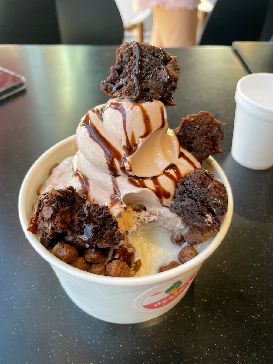 Brownie Sundae