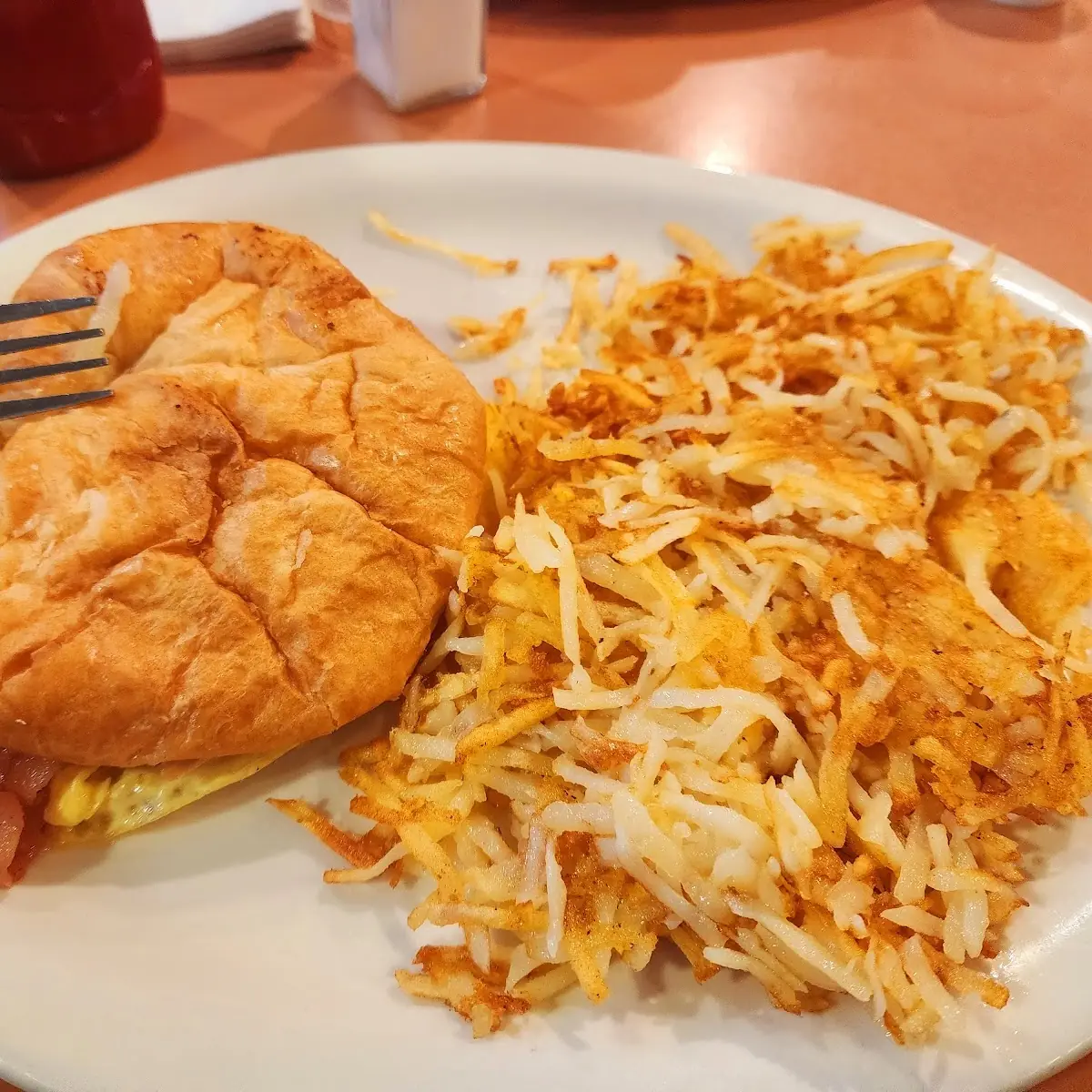 Bacon Egg Croissant Hashbrowns