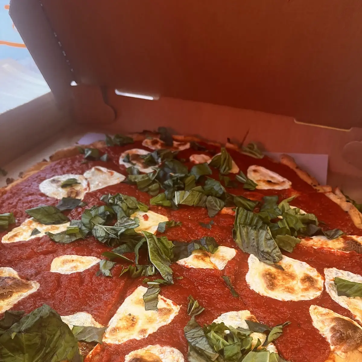 GF Margarita Pizza