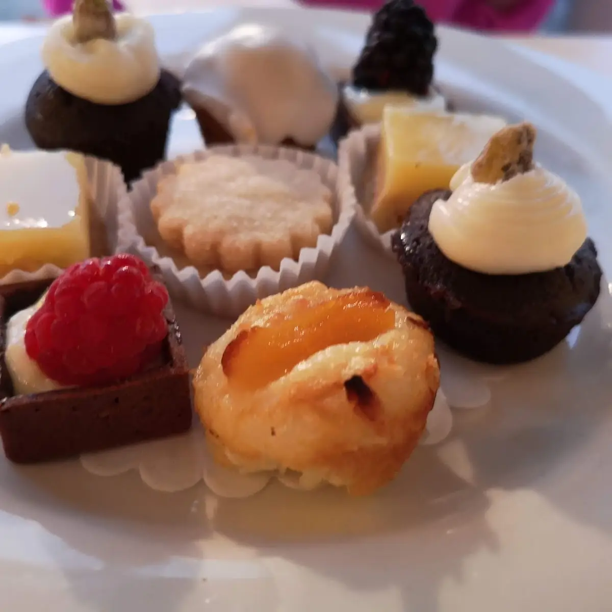 Petit Four
