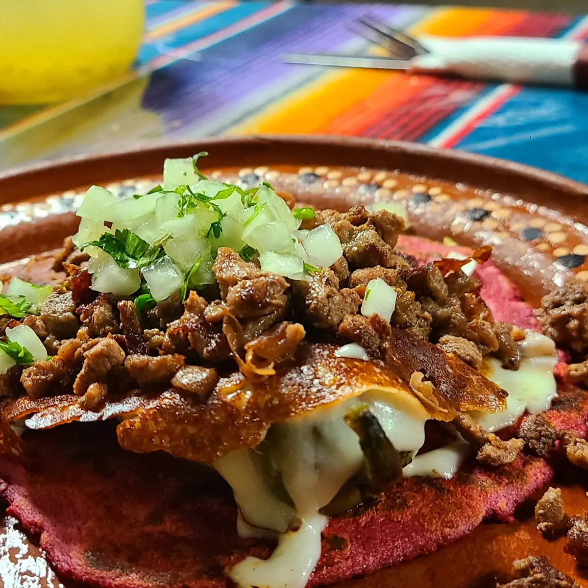 Chilaquiles Rojos Con Asada
