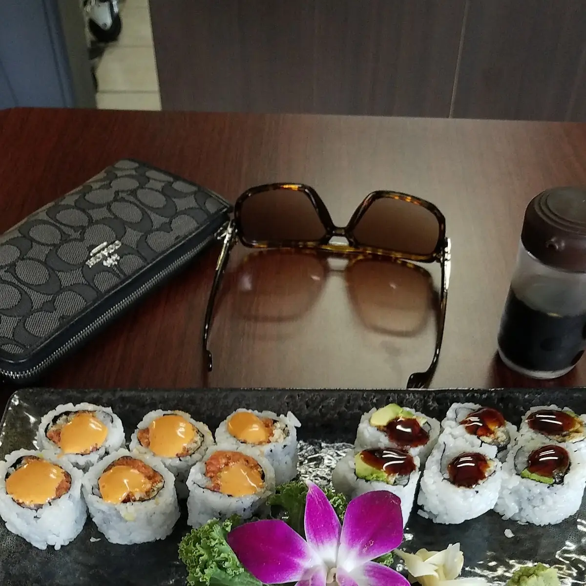 Spicy Salmon Roll & Eel Avocado Roll