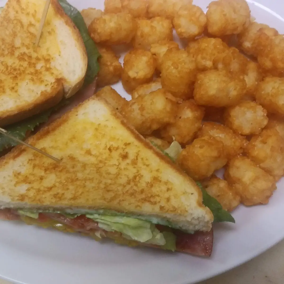 Tater Tots Side House Salad