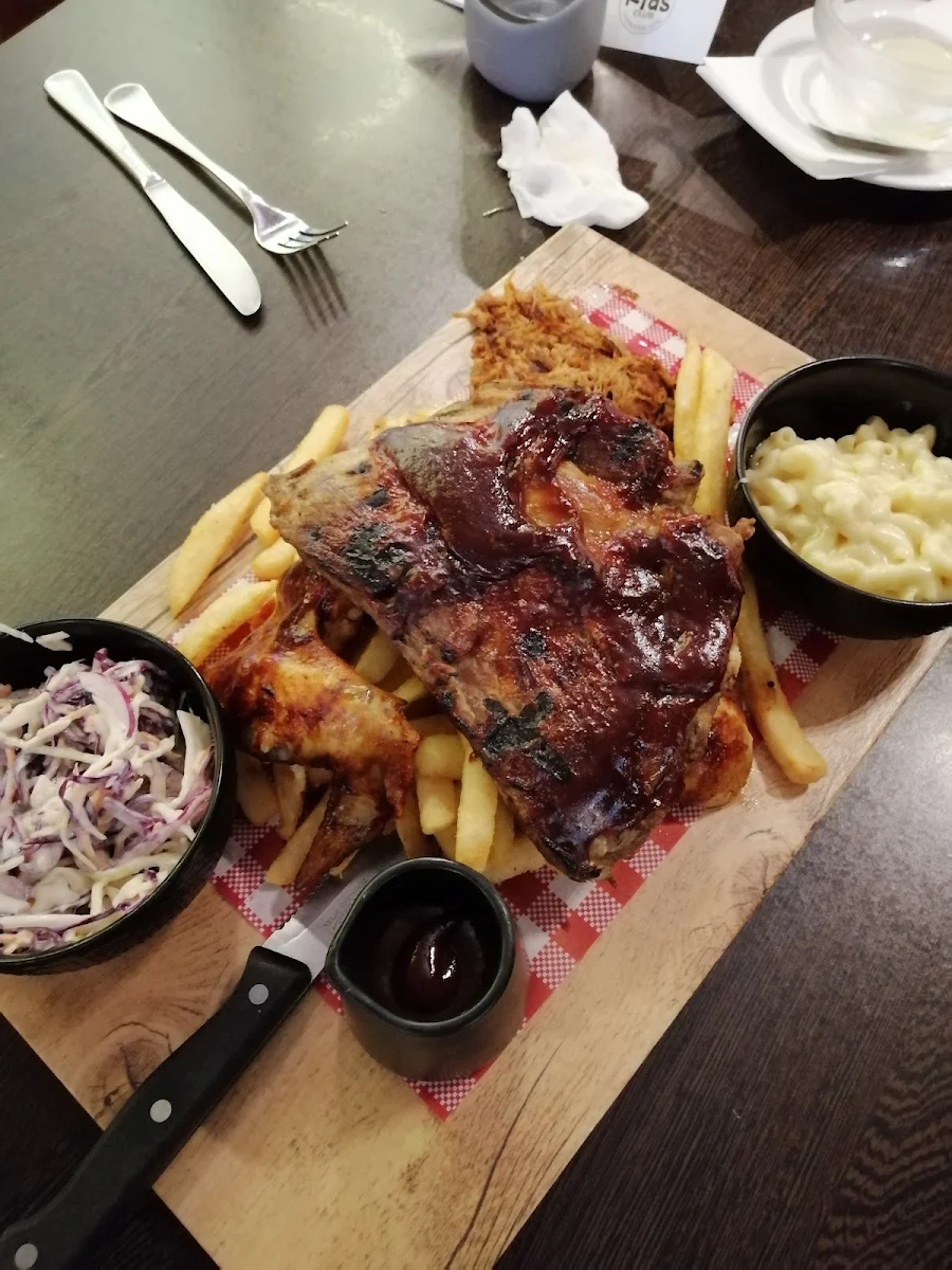 American Platter, Beretta's Langwarrin Hotel