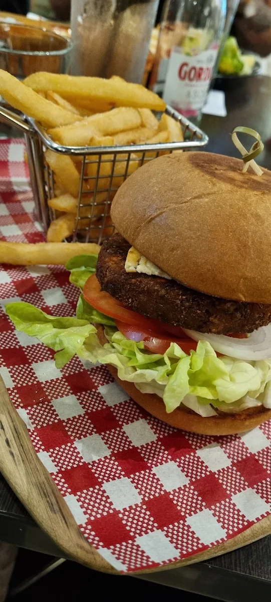 Veggie Burger, Beretta's Langwarrin Hotel