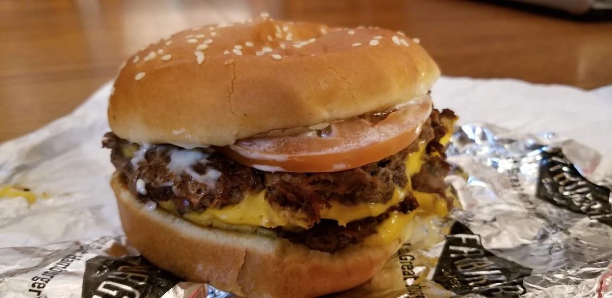 Fat Burger, Fatburger Medicine Hat
